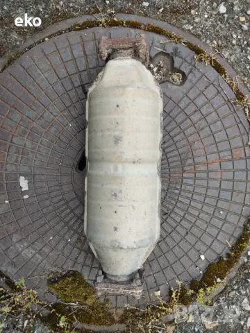 Катализатор за Исузу Тропер Опел Монтерей 3.2 Бензин 177 к.с, снимка 4 - Части - 50320410