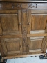 Трапезен шкаф с дърворезба, снимка 4