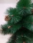 Естествено зелена елха с шишарки , снимка 3