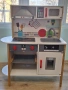 Детска дървена кухня, снимка 1