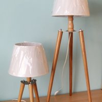 Комплект настолна лампа и лампион триподи, снимка 1 - Лампиони - 26951121