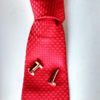 Комплект от вратовръзка  и ръкавели в червен цвят.   , снимка 3 - Други - 43272500