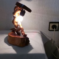 Настолна лампа, снимка 3 - Настолни лампи - 33555562