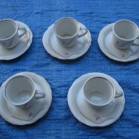 Порцеланови чаши с чинийки за кафе, снимка 1 - Чаши - 33482069
