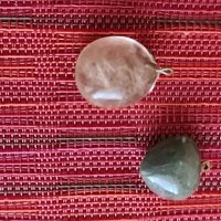 Висулки полускъпоценни камъни , снимка 1 - Колиета, медальони, синджири - 32411577