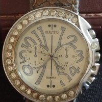 Модерен дамски часовник BAITU QUARTZ много красив стилен дизайн с кристали 42546, снимка 1 - Дамски - 43757639