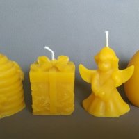 Ръчно изработена свещ от пчелен восък във форма на торта, снимка 2 - Други - 33137472