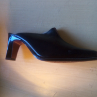 Обувки, снимка 2 - Дамски обувки на ток - 44909311