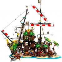 НОВО Lego Ideas - Пирати от залива Баракуда (21322) от 2020 г., снимка 3 - Конструктори - 39457194