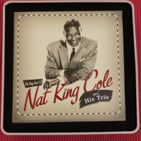 Nat King Cole, сет от три CD в ламаринена кутия. , снимка 2 - CD дискове - 43625048