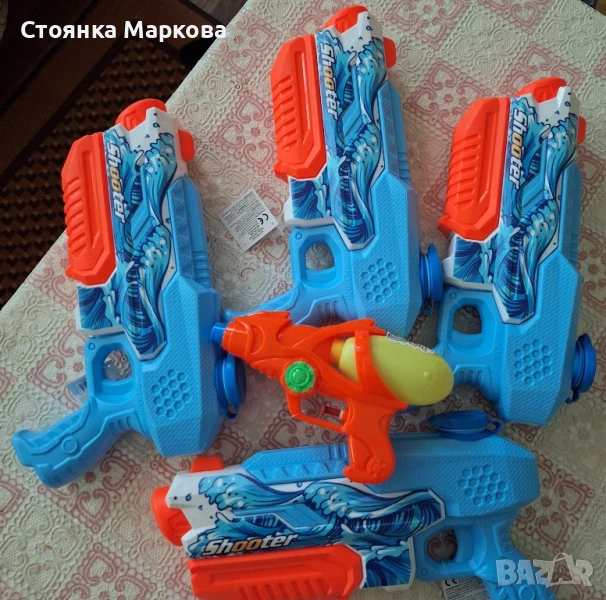 Нови големи водни пистолети, снимка 1