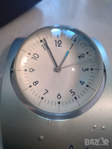 Рекламен часовник с интересен дизайн, снимка 1