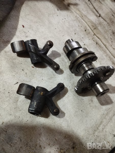 Разпределителен вал и кобилици за Малагути Мадисан 400, снимка 1