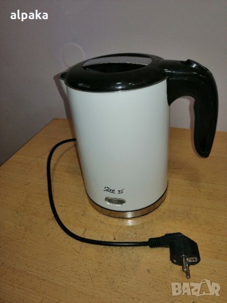 Продавам електрическа кана 1.5 литра, снимка 1