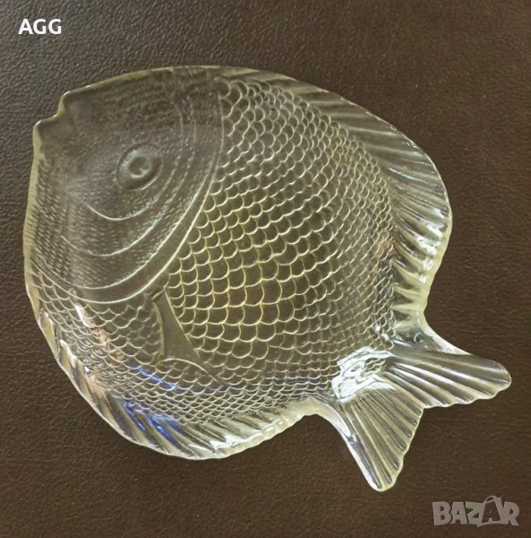 Стъклени плата във форма на риба, снимка 1