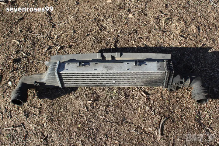 Интеркулер Мерцедес Екласа S210 E320 cdi MB E class A2105002100, снимка 1