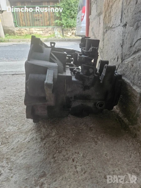 Продавам скоростна кутия от Голф 3, 1997 година GT TDI. Перфектна. КОД ASD--02.016 - 37.03 28, снимка 1