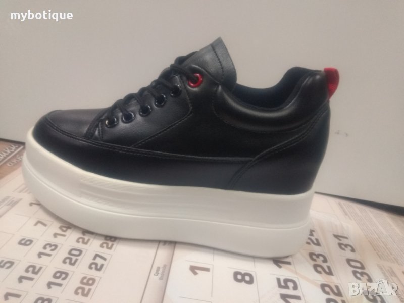 Дамски кецки на спортно ходило скрита платформа, снимка 1