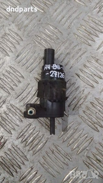 Помпичка чистачки Audi A4 B8 2011г.	, снимка 1