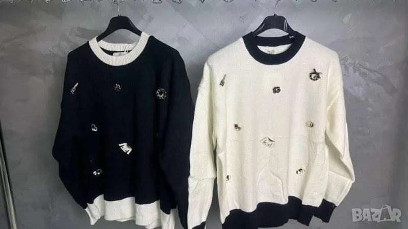 пуловер от машинно плетиво с брошки , снимка 1