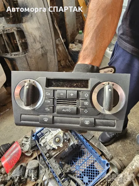 Климатичен панел Audi A3 8P 2003-2013 8P0820043P Siemens VDO, снимка 1