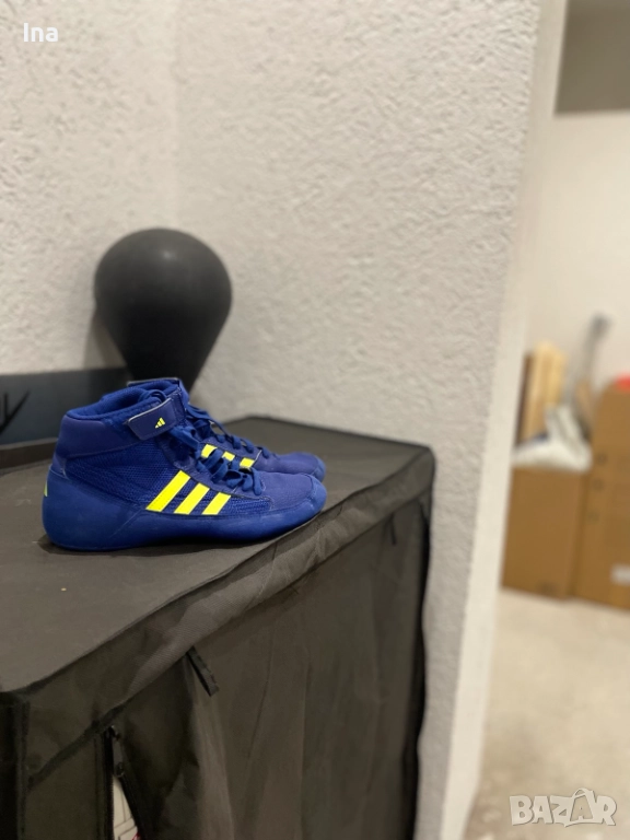 Обувки за борба Adidas , снимка 1