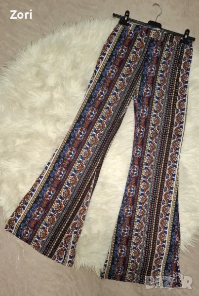 СТРАХОТЕН панталон чарлстон с висока талия в пейсли принт , снимка 1