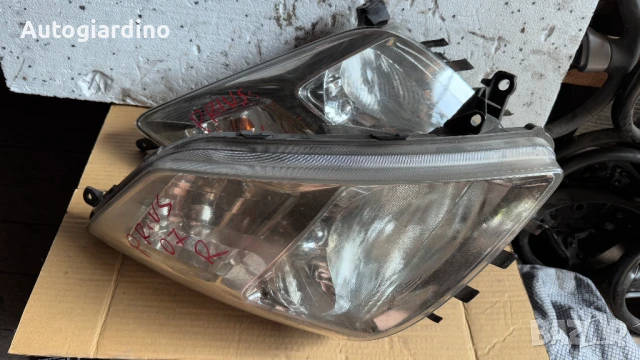 Оригинални Фарове зa Toyota Prius - 02 312-1184R / 02 312-1184L