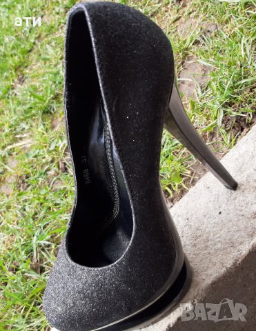 Обувки, снимка 2 - Дамски обувки на ток - 28623144