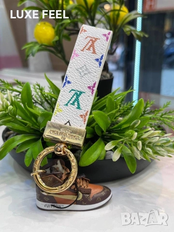 Ключодържатели ⚜️ Louis Vuitton , снимка 12 - Подаръци за мъже - 53119004