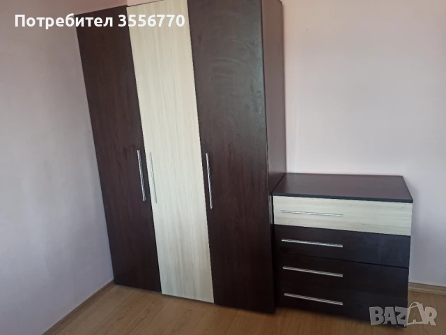 Трикрилен гардероб и скрин, снимка 1