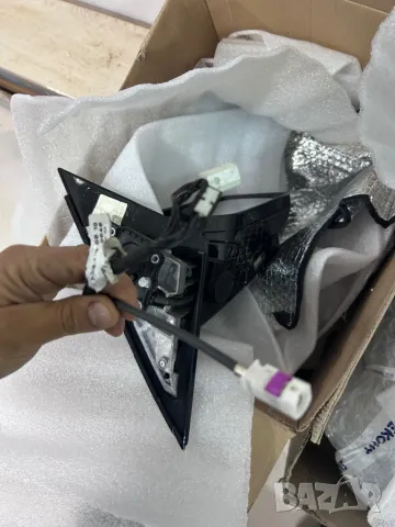 дясно огледало с камера за мерцедес Е класа w212, снимка 2 - Части - 49310778