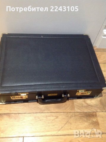 Комплект прибори за хранене със златен орнамент SOLINGEN - 84 части в куфар, снимка 9 - Прибори за хранене, готвене и сервиране - 39084771