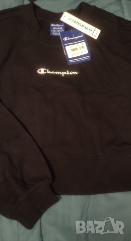 Нов суичър Champion Womens Script Logo Cropped Boxy Sweatshirt, снимка 10 - Суичъри - 43766228