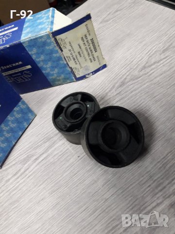 E30**NEU**SWAG**ТАМПОНИ ЗА ПРЕДНИ НОСАЧ 