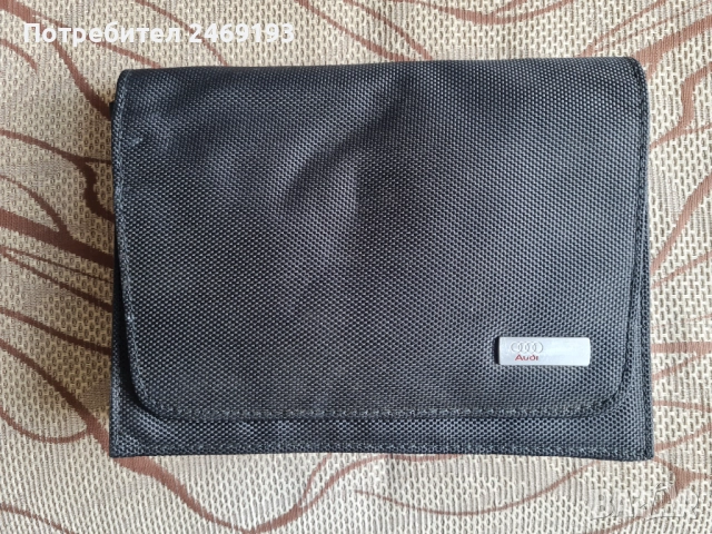 Тефтер с книжки и диск за Audi Q7, снимка 2 - Аксесоари и консумативи - 51483775