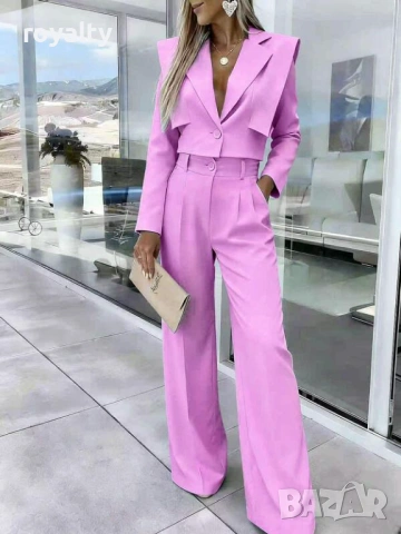 Елегантен розов костюм късо сако с панталон