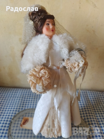 стара колекционерска кукла Младоженка , снимка 2 - Колекции - 52262098