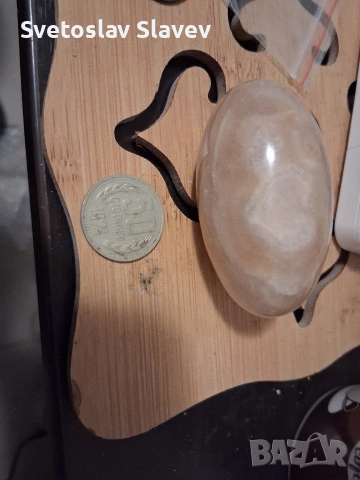 Голямо яйце от оникс.