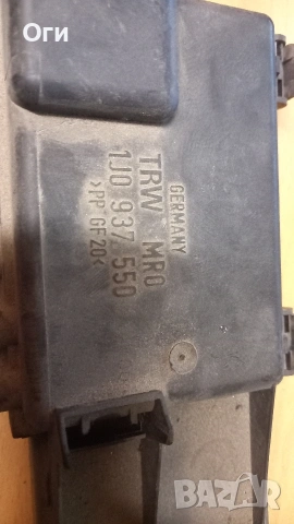 Бушониера за Голф 4,Бора,Ауди А3,Октавия,Леон и Толедо 1J0 937 550, снимка 2 - Части - 53235160