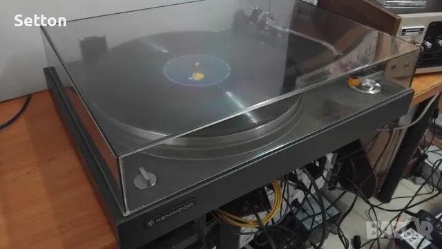 Kenwood Kd-1500 с ремъчно задвижване