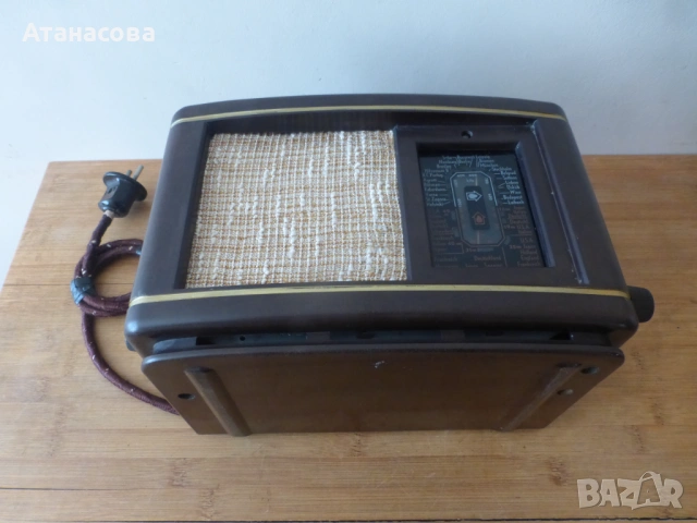 Бакелитово лампово радио Philips Филипс 1943 г WW2 Tuner, снимка 11 - Антикварни и старинни предмети - 53013792