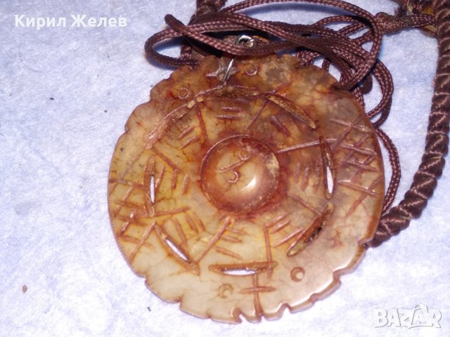 СТАР ТРАДИЦИОНЕН ТИБЕТСКИ НЕФРИТЕН МЕДАЛЬОН РЪЧНО ДВУСТРАННО ОРНАМЕНТИРАН ЕТНО НАКИТ 26120, снимка 15 - Антикварни и старинни предмети - 40471436