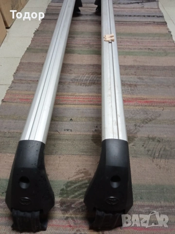 Алуминиеви напречни греди Thule Toyota Rav 4 Тойота Рав 4, снимка 4 - Части - 53105098