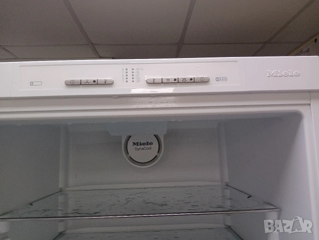 Комбиниран хладилник с фризер Миеле Miele Made in Germany с две години гаранция!, снимка 7 - Хладилници - 53039670