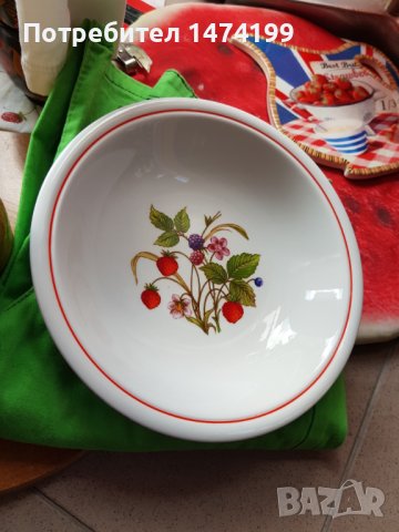 Сервиз за хранене с декор ягодки-Италия, снимка 8 - Сервизи - 38057848