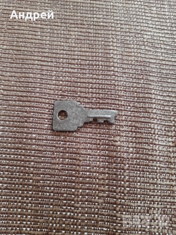 Стар метален ключ #26