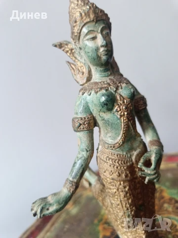 статуетка Кинара югоизточна Азия