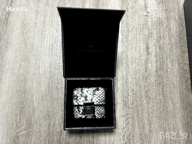 Калъфче за безжични слушалки