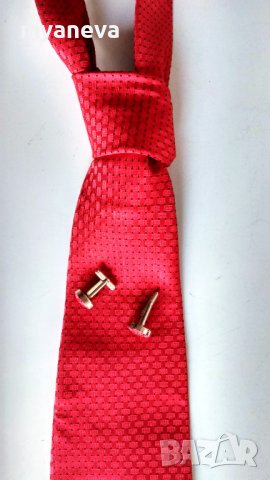 Комплект от вратовръзка  и ръкавели в червен цвят.   , снимка 3 - Други - 43272500